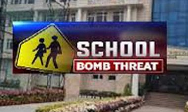 दिल्ली के तीन स्कूलों को बम से उड़ाने की धमकी