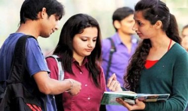 परीक्षा में ड्रेस कोड को लेकर फंसे परीक्षार्थी