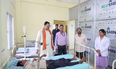 स्वास्थ्य मंत्री श्याम बिहारी जायसवाल ने प्राथमिक स्वास्थ्य केंद्र बंजारीडाड का किया आकस्मिक निरीक्षण