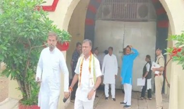 कवासी-चैतन्य से मुलाकात करने जेल पहुंचे पीसीसी अध्यक्ष