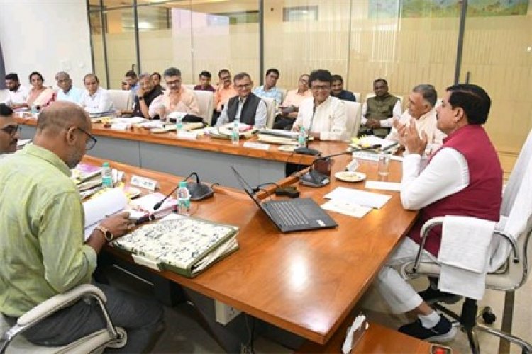 माखनलाल चतुर्वेदी राष्ट्रीय पत्रकारिता विश्वविद्यालय में साइबर और आर्टिफिशियल इंटेलीजेंस पर केंद्रित पाठ्यक्रम आरंभ किए जाएं: मुख्यमंत्री डॉ. यादव