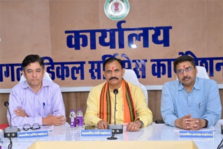 मुख्यमंत्री विष्णुदेव साय की मंशा के अनुसार राज्य की जनता को मिले बेहतर और सुलभ स्वास्थ्य सुविधाएं: स्वास्थ्य मंत्री