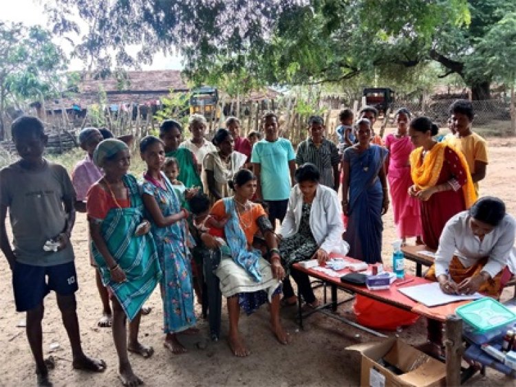 मुख्यमंत्री विष्णु देव साय के नेतृत्व में बस्तर में गूंज रही है विकास की आवाज – 'नियद नेल्ला नार' से शासन पहुँचा विश्वास के द्वार तक