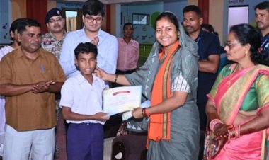 महिला बाल विकास मंत्री ने बीजापुर में बच्चों, महिलाओं और दिव्यांगों के लिए संचालित सेवाओं का किया निरीक्षण