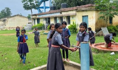 ग्राम सिरियाखोह के शालाओं और आँगनबाड़ी केन्द्र में एफएचटीसी कनेक्शन से शुरू हुई स्वच्छ जल की आपूर्ति