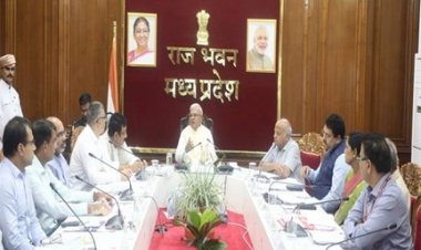 पीएम जनमन योजना के कार्यों की गुणवत्ता पर विशेष ध्यान दें : राज्यपाल पटेल