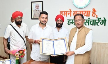 मुख्यमंत्री विष्णु देव साय से राष्ट्रपति सम्मान से सम्मानित देवाशीष और मनतृप्त कौर ने की सौजन्य मुलाकात