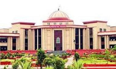 स्कूल परिसर में खेलते हुए 3 साल की बच्ची की मौत