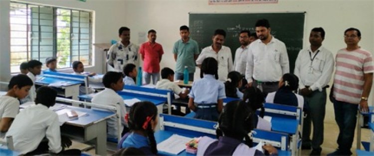 ग्रामीण प्रतिभाओं को नई उड़ान दे रहा ‘सुपर 40’