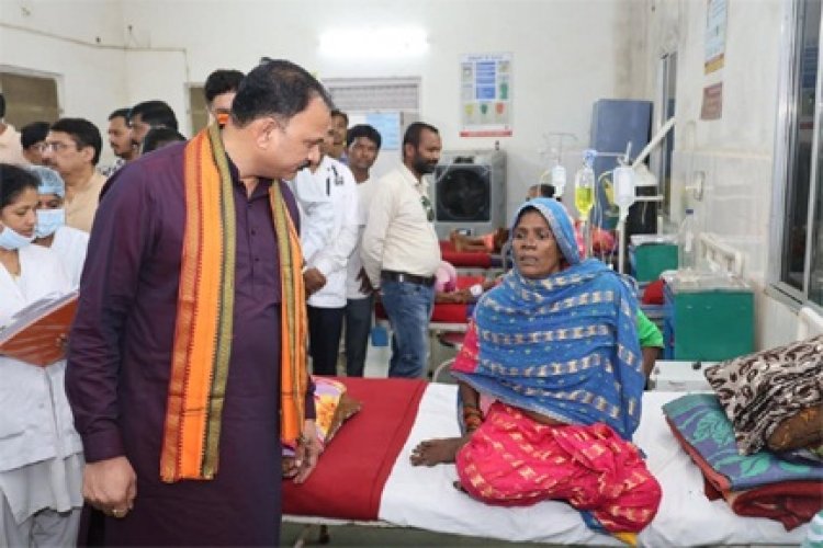 स्वास्थ्य मंत्री  जायसवाल ने कोण्डागांव व फरसगांव में शासकीय अस्पतालों का किया निरीक्षण