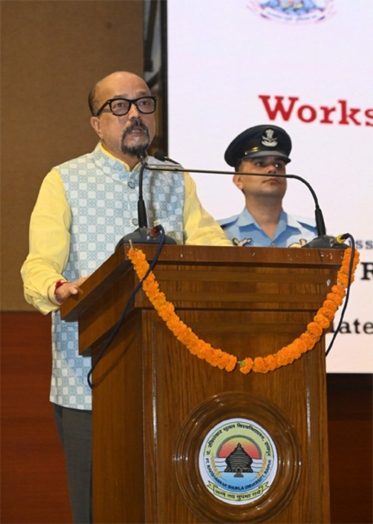 डिजिटल तकनीक का उपयोग करें लेकिन उस पर निर्भरता से बचें - राज्यपाल डेका