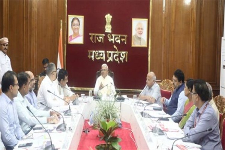 पीएम जनमन योजना के कार्यों की गुणवत्ता पर विशेष ध्यान दें : राज्यपाल पटेल