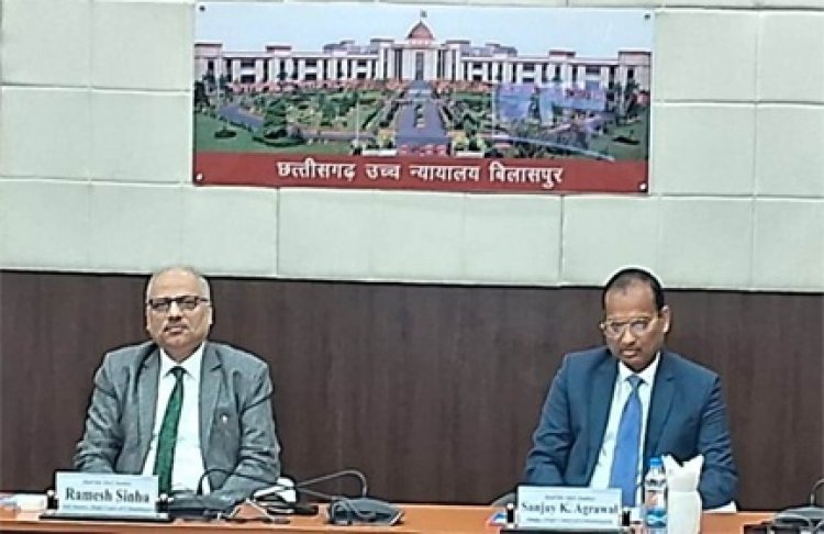 मुख्य न्यायाधीश रमेश सिन्हा ने खरसिया में वरिष्ठ व्यवहार न्यायालय और रायगढ़ में डिजिटल कंप्यूटर कक्ष का किया लोकार्पण