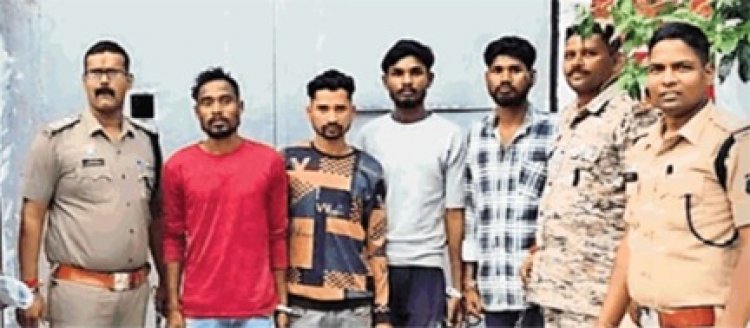 देवी-देवताओं की मूर्तियों के साथ आपत्तिजनक कृत्य कर सोशल मीडिया पर डाला वीडियो, 5 गिरफ्तार