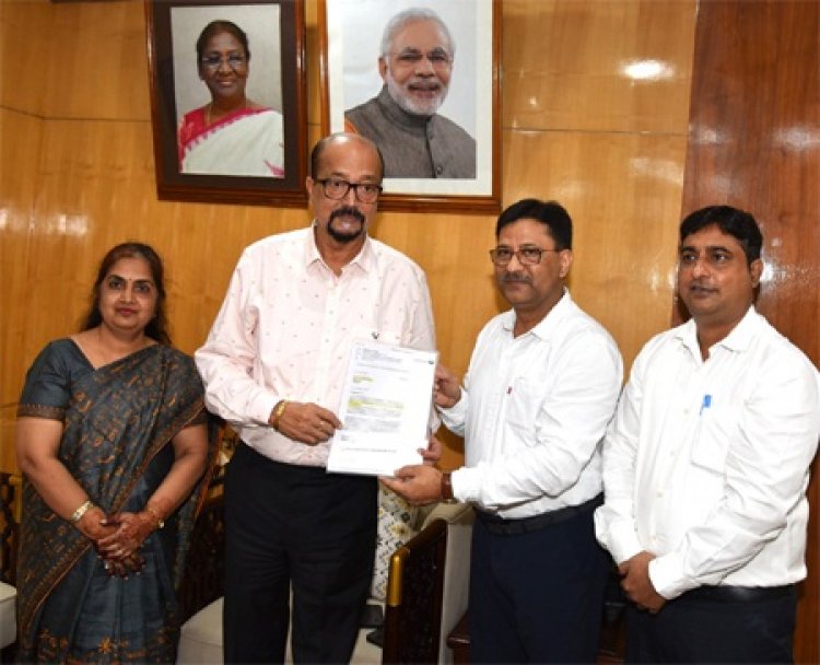 राज्यपाल डेका ने रविशंकर विश्वविद्यालय को नैक ए प्लस ग्रेड मिलने पर दी शुभकामनाएं