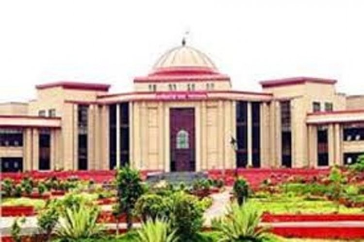 स्कूल परिसर में खेलते हुए 3 साल की बच्ची की मौत