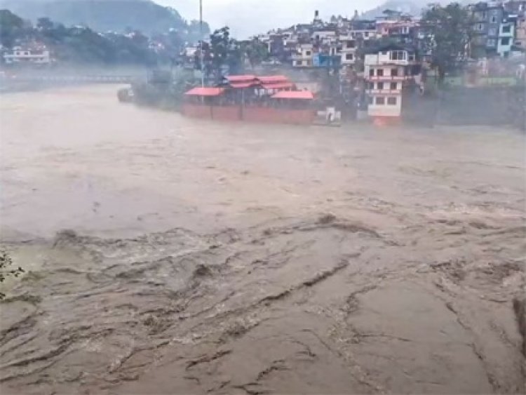 भारी बारिश से चार जिलों में बाढ़