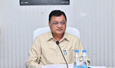 कारखानों में श्रमिकों के नियमित स्वास्थ्य जाँच में नहीं चलेगी मनमानी, श्रम मंत्री देवांगन ने दिए कड़े निर्देश