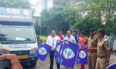 साइबर सुरक्षा के प्रति जागरूकता बढ़ाने एसबीआई की अनूठी पहल : रवाना हुई जागरूकता वैन