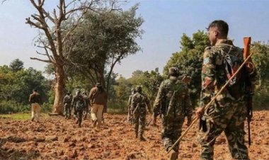 सुरक्षाबलों ने छह माओवादियों के शव बरामद किए