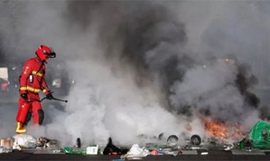 नेपाल के बाद अब फ्रांस में बवाल