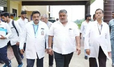 छात्रों की बात, जनप्रतिनिधि के साथ: संस्कृति मंत्री ने की मेडिकल छात्रों से चर्चा