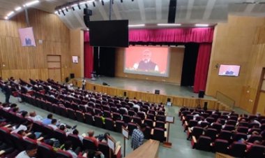 प्रधानमंत्री नरेंद्र मोदी नेआइआइटी भिलाई चरण बी निर्माण की आधारशिला रखी