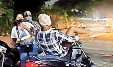 शहर के मुख्य मार्ग पर युवतियों की गुंडागर्दी का वीडियो वायरल