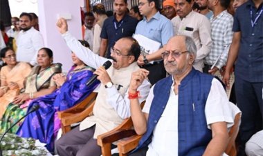 ‘सरकारी स्कूलों से दसवीं, बारहवीं पास करने वाली छात्राओं को आगे पढ़ाई के लिए मिलेंगे 30 हजार रूपए‘