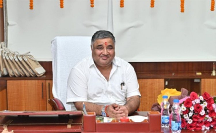 पर्यटन एवं संस्कृति मंत्री राजेश अग्रवाल ने मंत्रालय में कामकाज संभाला