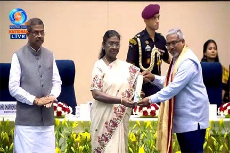 कौशल विकास एवं रोजगार राज्य मंत्री टेटवाल ने राष्ट्रीय शिक्षक पुरस्कार मिलने पर मालवीय को बधाई और शुभकामनाएं दीं