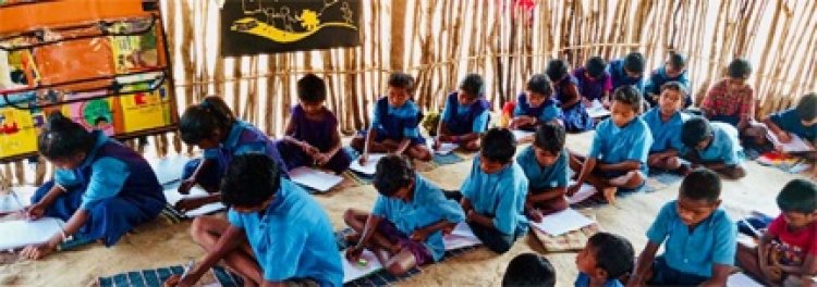 माओवादी प्रभावित सुरपनगुड़ा में शिक्षा की नई सुबह, युक्तिकरण योजना से नियुक्त हुए नियमित शिक्षक