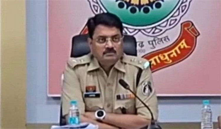 कैंपस से मोहल्लों तक चाकूबाज़ी पर लगाम…276 चाकू जब्त, 300 केस दर्ज पुलिस की चौकसी ने अपराधियों को घेरा… अब न्यायालय भी संतुष्ट कार्रवाई से!”