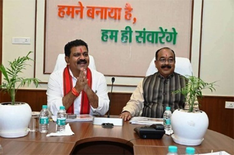 करसाय ता बस्तर बरसाय ता बस्तर : उप मुख्यमंत्री द्वय  अरुण साव और विजय शर्मा ने बस्तर ओलंपिक की तैयारियों की समीक्षा की