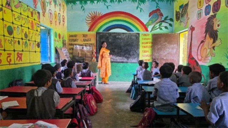 युक्तियुक्तकरण की पहल से बड़ादमाली प्राथमिक शाला में बच्चों की पढ़ाई में आई नई ऊर्जा, अभिभावकों ने जताया आभार