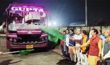 श्रीरामलला दर्शन योजना के तहत बस्तर जिले के 87 तीर्थ यात्रियों को किया गया रवाना