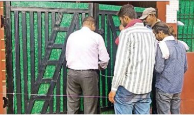 मकान में चल रहा ओयो होटल सील