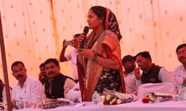 मंत्री लक्ष्मी राजवाड़े ने लांजित में जलाशय जीर्णाेद्धार कार्य का किया भूमिपूजन