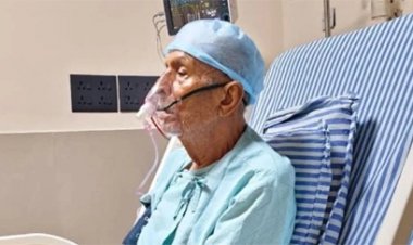 साहित्यकार विनोद कुमार शुक्ल आईसीयू में भर्ती