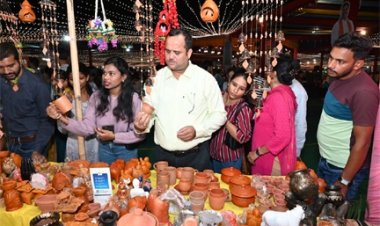 राज्योत्सव शिल्पग्राम में जमकर हो रही टेराकोटा शिल्प की खरीददारी