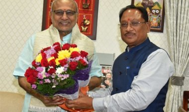 उप राष्ट्रपति राधाकृष्णन से मुख्यमंत्री साय ने की भेंट