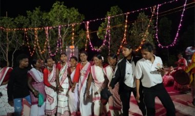 जशपुर जम्बुरी में लोक संस्कृति और प्रकृति का संगम : देशदेखा में पर्यटक झूमे लोक कलाकारों के साथ, चांदनी रात में किया स्टार ग्रेजिंग का आनंद