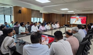 राष्ट्रगीत के 150 वर्ष : वंदे मातरम् के 150 वर्ष पूर्ण होने पर पूरे देश के साथ संचालनालय स्वास्थ्य में भी गूंजा राष्ट्रगीत