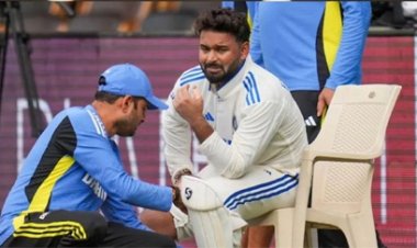 ऋषभ पंत को लगी चोट, खेलने पर गहराया संकट