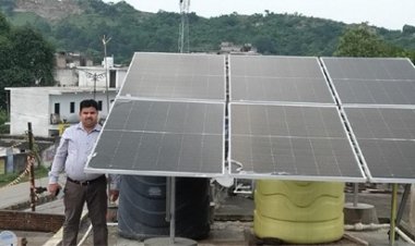 बिजली पर निर्भरता घट गई और सौर ऊर्जा से रौशन हुआ घर-रविंद्र नाथ गोपाल