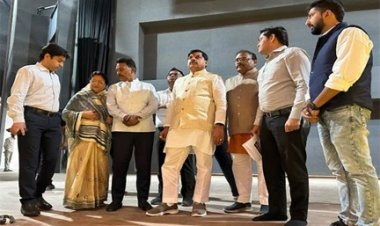 मुख्यमंत्री डॉ. यादव ने ऐतिहासिक और धार्मिक धरोहर गोपाल मंदिर का किया औचक निरीक्षण