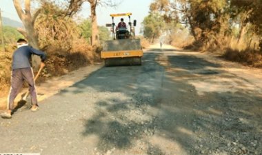 सड़क चौड़ीकरण का काम प्रगति पर : गढ़बेंगाल से धौड़ाई एवं पल्ली छोटेडोंगर से ओरछा मार्ग पर जल्द शुरू होगा सड़क निर्माण