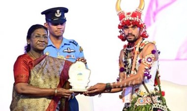 लोक कला महोत्सव में लिंगों घोटुल मांदरी नृत्य दल प्रथम कोण्डागांव जिले का बढ़ाया मान