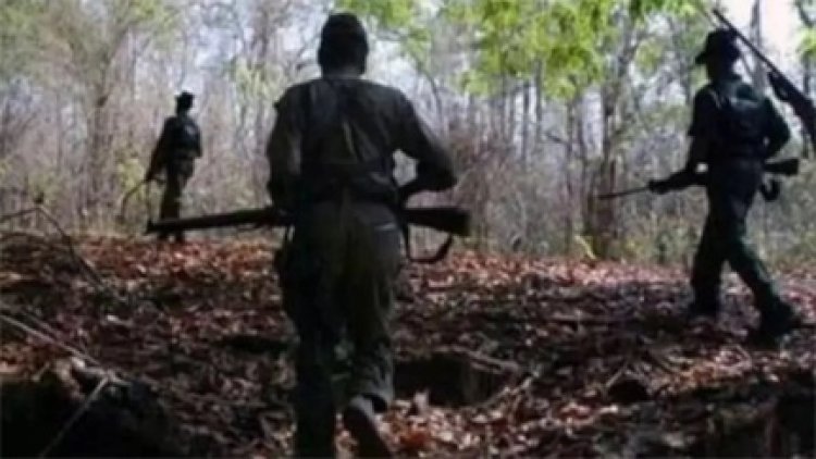 पुलिस और माओवादियों के बीच भीषण मुठभेड़, तीन माओवादी मारे गए