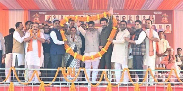 यादव समाज को आगे बढ़ाने शासकीय योजनाओं के प्रति रहे जागरूक, योजनाओं का उठाए लाभ : शिक्षा मंत्री  गजेन्द्र यादव